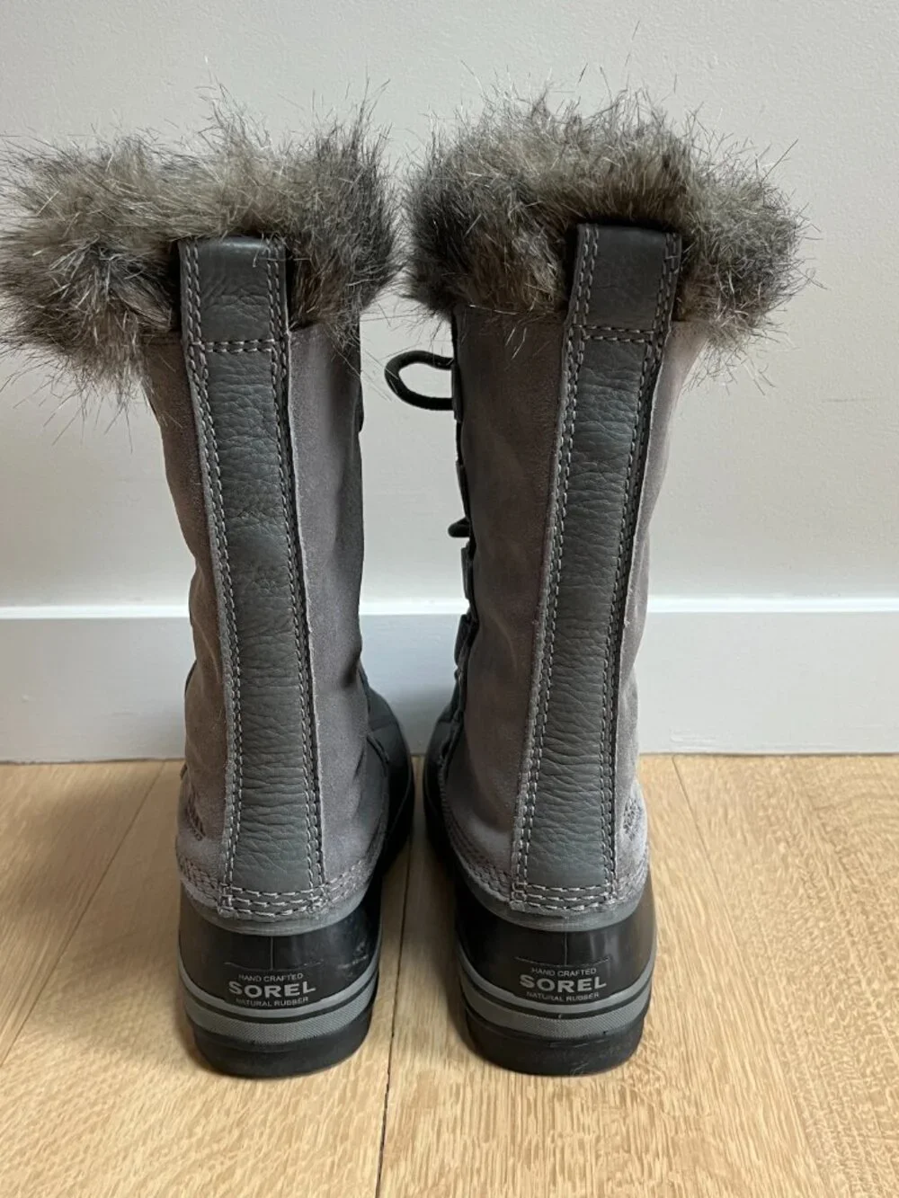 Grey Sorel Joan of Arctic Waterproof Winter Boots Size 8.5